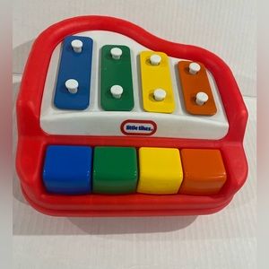 Little tikes 4 key piano and xylophone